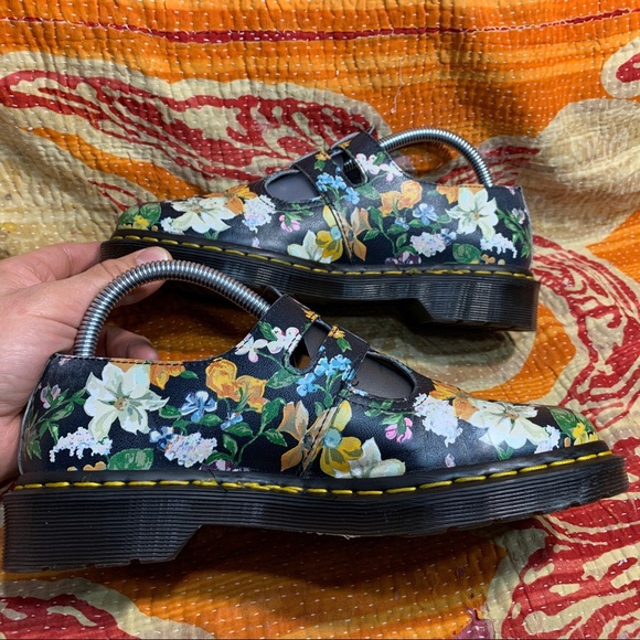 Dr Martens Wanderlust Mary Jane Floral Shoes - Picture 7 of 8